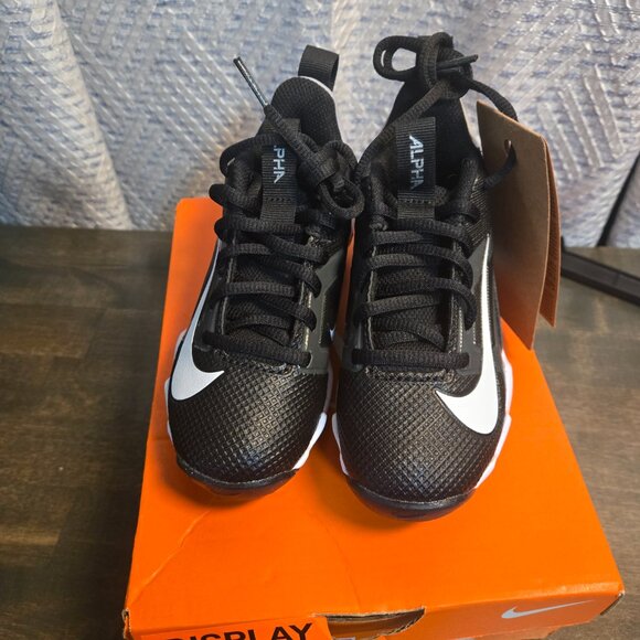 NIKE Boys/Girls Children Cleats 10C.  New in BOX - Picture 2 of 9